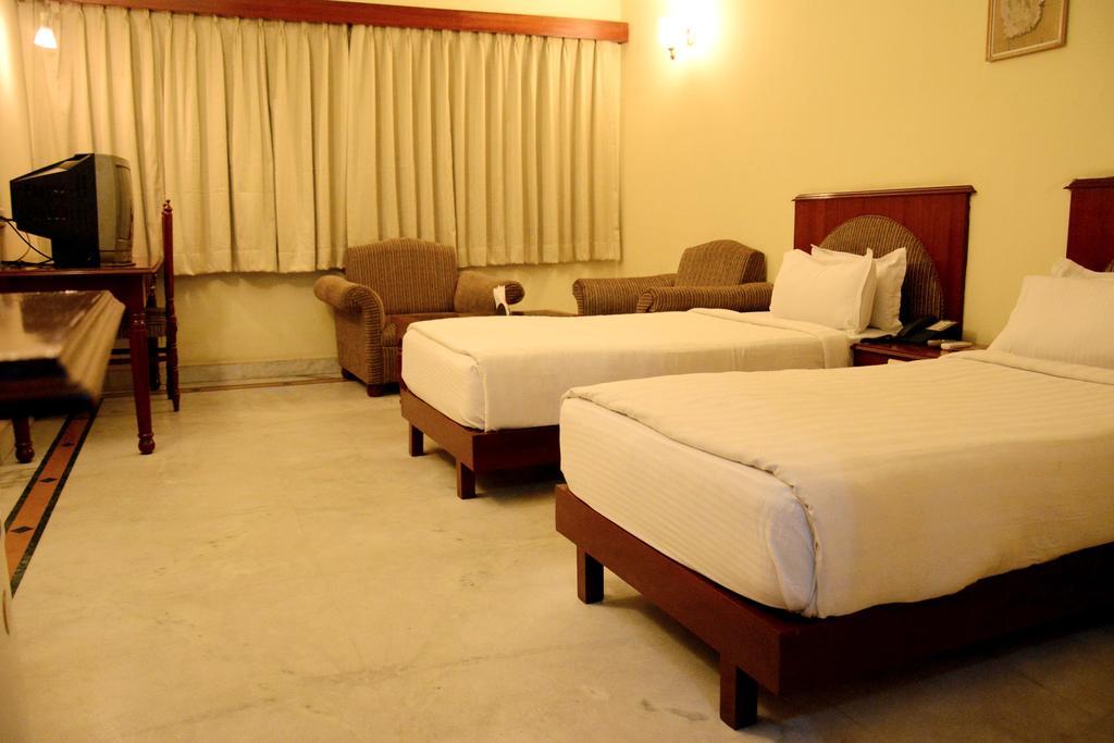 Motel Madhuban Dzsamsedpur Kültér fotó