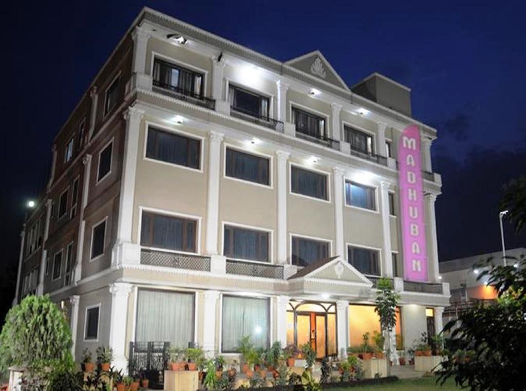 Motel Madhuban Dzsamsedpur Kültér fotó